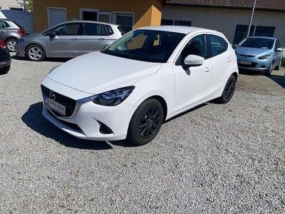 Second-hand Mazda 2 Center-Line 75 CP (55 kW) 2017 Alb Hatchback