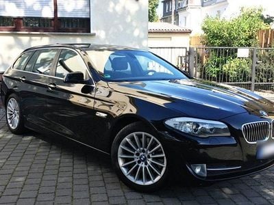 Second-hand BMW 530 Comfort Edition 258 CP (189 kW) 2012 Negru Break