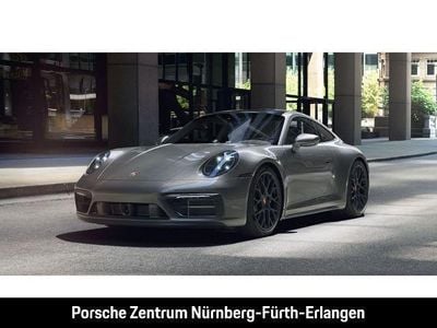 Porsche 911 Carrera 4 GTS