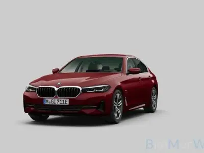 Gebraucht BMW 530e Sport Line 184 PS (135 kW) 2021 Rot Limousine