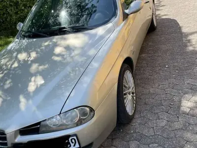 Gebraucht Alfa Romeo 156 Progression 166 PS (122 kW) 2004 Gold Limousine
