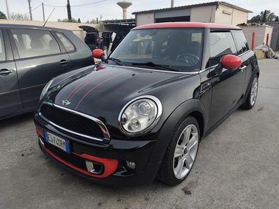 Gebraucht Mini Cooper D 111 PS (81 kW) 2014 Schwarz Kleinwagen