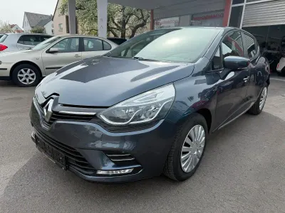 Gebraucht Renault Clio IV Collection 76 PS (55 kW) 2019 Grau Limousine