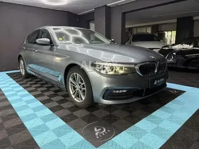Gebraucht BMW 520 Sport Line 190 PS (139 kW) 2017 Grau Limousine