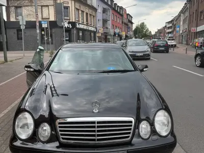 Gebraucht Mercedes CLK200 200 PS (147 kW) 2002 Schwarz Coupé