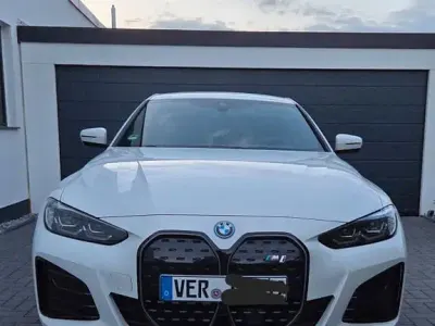 Gebraucht BMW i4 M Sport 210 kW (286 PS) 2023 Weiß Limousine