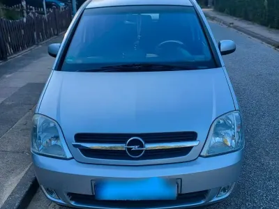 Gebraucht Opel Meriva 90 PS (66 kW) 2005 Silber Van / Kleinbus