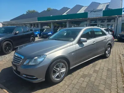 Gebraucht Mercedes E300 204 PS (150 kW) 2010 Silber Limousine