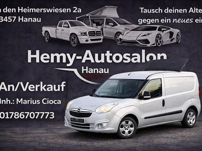 Gebraucht Opel Combo Edition 90 PS (66 kW) 2013 Silber Van / Kleinbus