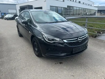 Gebraucht Opel Astra Business 136 PS (100 kW) 2016 Schwarz Kombi