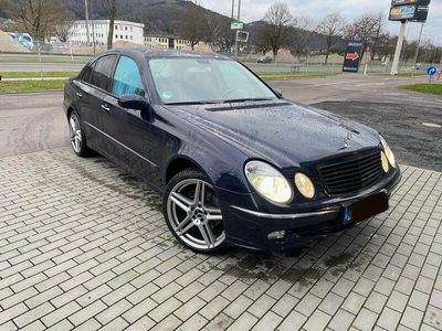 Mercedes E320