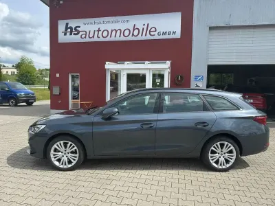 Gebraucht Seat Leon Style 116 PS (85 kW) 2022 Grau Limousine