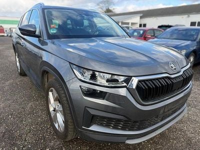 Grau Gebraucht 2022 Skoda Kodiaq SUV | 22.015 € (Fairer Preis)
