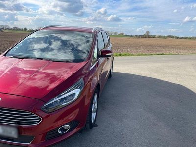 Usata Ford S-MAX Titanium 179 CV (131 kW) 2016 Rosso Monovolume