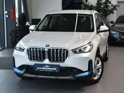 Gebraucht BMW iX1 Performance 230 kW (313 PS) 2023 Weiß SUV