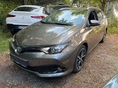 Toyota Auris Hybrid