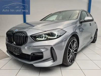 Gebraucht BMW 118 M Sport 136 PS (100 kW) 2023 Skyscraper grau metallic Limousine