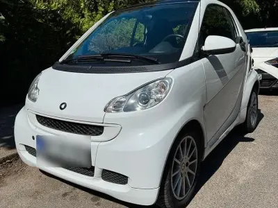 Gebraucht Smart ForTwo Coupé 71 PS (52 kW) 2011 Weiß Coupé
