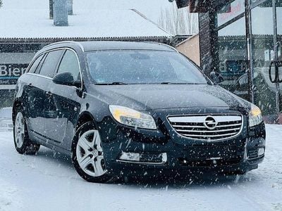 Schwarz Gebraucht 2011 Opel Insignia Design Edition Kombi | 4.499 € (Guter Preis)