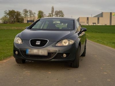 Second-hand Seat Leon 102 CP (75 kW) 2008 Gri Hatchback