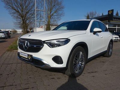 Gebraucht Mercedes 200 Avantgarde 227 PS (166 kW) 2025 SUV