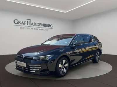 Gebraucht VW Passat Elegance 193 PS (141 kW) 2025 Schwarz Kombi