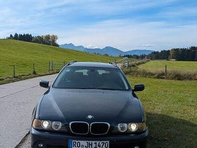 BMW 525