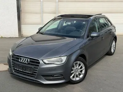 Gebraucht Audi A3 Attraction 150 PS (110 kW) 2015 Grau Limousine