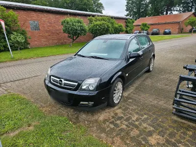 Gebraucht Opel Signum 155 PS (114 kW) 2005 Schwarz Kleinwagen