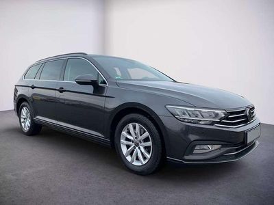Gebraucht VW Passat Edition 150 PS (110 kW) 2024 Mangangrau metallic Kombi