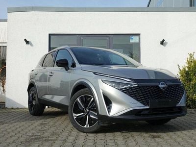 Neu Nissan Qashqai Tekna 158 PS (116 kW) 2026 Silber SUV