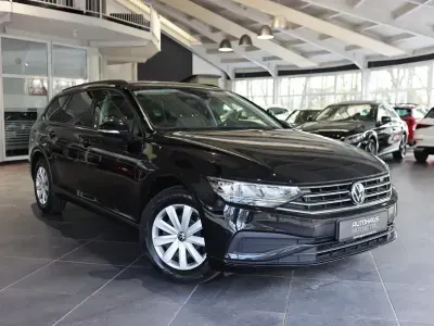 Gebraucht VW Passat 150 PS (110 kW) 2022 Schwarz Kombi