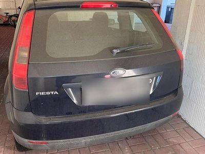 Gebraucht Ford Fiesta 70 PS (51 kW) 2004 Schwarz Kleinwagen