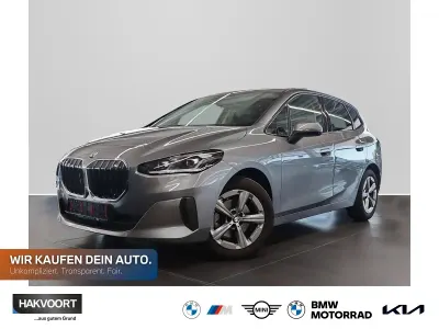 Gebraucht BMW 220 Active Tourer Luxury Line 170 PS (125 kW) 2022 Skyscraper grau Van / Kleinbus