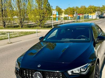 Second-hand Mercedes CLA250 AMG line 160 CP (117 kW) 2021 Negru Berlinǎ