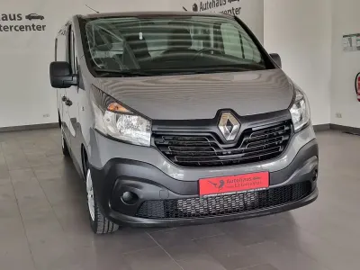 Gebraucht Renault Trafic Komfort 120 PS (88 kW) 2018 Van / Kleinbus