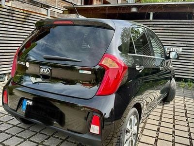 Second-hand Kia Picanto 86 CP (63 kW) 2016 Negru Hatchback