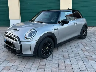 Gebraucht Mini Cooper SE 135 kW (184 PS) 2022 Silber Kleinwagen
