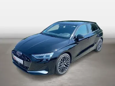 Gebraucht Audi A3 Comfort 150 PS (110 kW) 2025 Mythosschwarz metallic Limousine