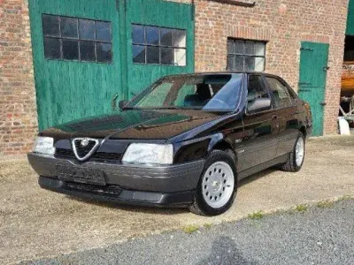 Gebraucht Alfa Romeo 164 148 PS (108 kW) 1989 Schwarz Limousine