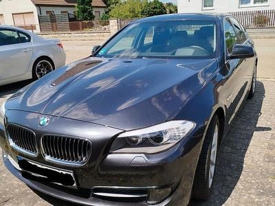 BMW 523