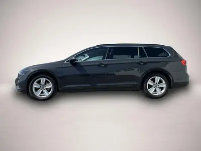 Gebraucht VW Passat Business 200 PS (147 kW) 2021 Manufacturer Kombi