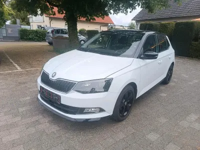 Gebraucht Skoda Fabia Monte Carlo 95 PS (69 kW) 2015 Weiß Limousine