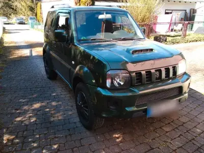 Usata Suzuki Jimny Club 84 CV (61 kW) 2015 Verde SUV