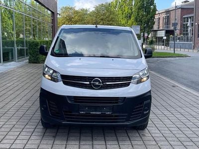 Second-hand Opel Vivaro Edition 144 CP (105 kW) 2024 Monovolum