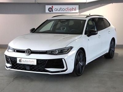 Gebraucht VW Passat R-line 150 PS (110 kW) 2025 Weiß Kombi