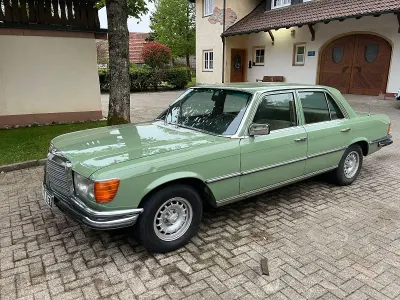 Gebraucht Mercedes S280 160 PS (117 kW) 1973 Grün Limousine