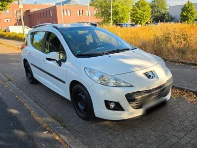 Gebraucht Peugeot 207 90 PS (66 kW) 2010 Weiß Kombi