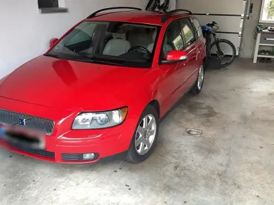 Gebraucht Volvo V50 179 PS (131 kW) 2006 Rot Kombi