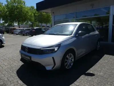 Gebraucht Opel Corsa Basis 85 PS (62 kW) 2024 Silber Kleinwagen